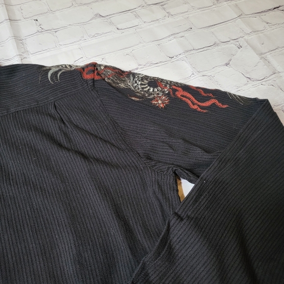 Lucky Brand Black Dragon Embroidered Button Down Shirt Size M - Picture 4 of 9